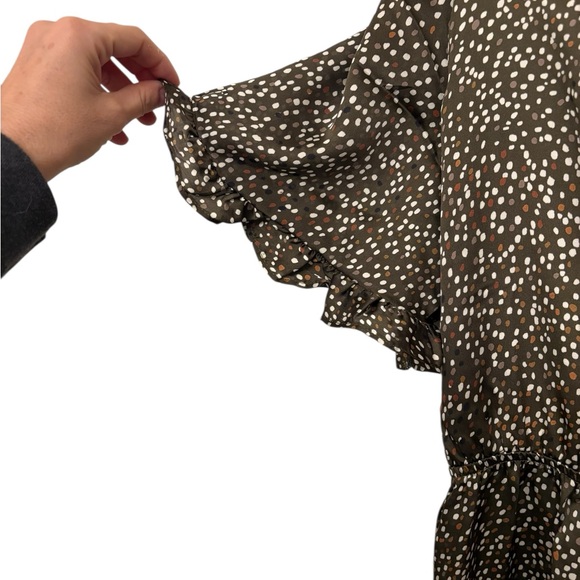 Betsey’s Boutique Olive Green Polka Dot Ruffle Sleeve Dress M Romantic Fall Boho - Picture 8 of 9